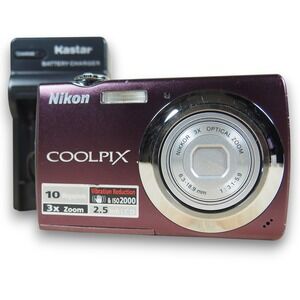 Nikon Coolpix S220 8.0MP Digital Camera Bundle Plum With Charger + Battery EUC